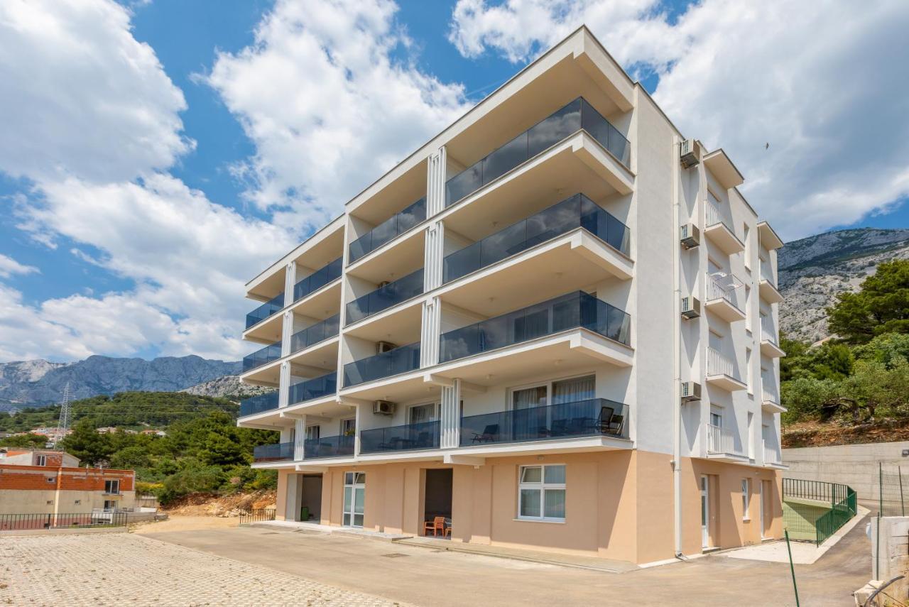 Apartment S&S Deluxe Макарска Екстериор снимка