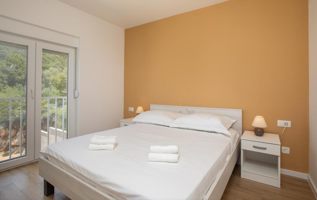 Apartment S&S Deluxe Макарска Екстериор снимка