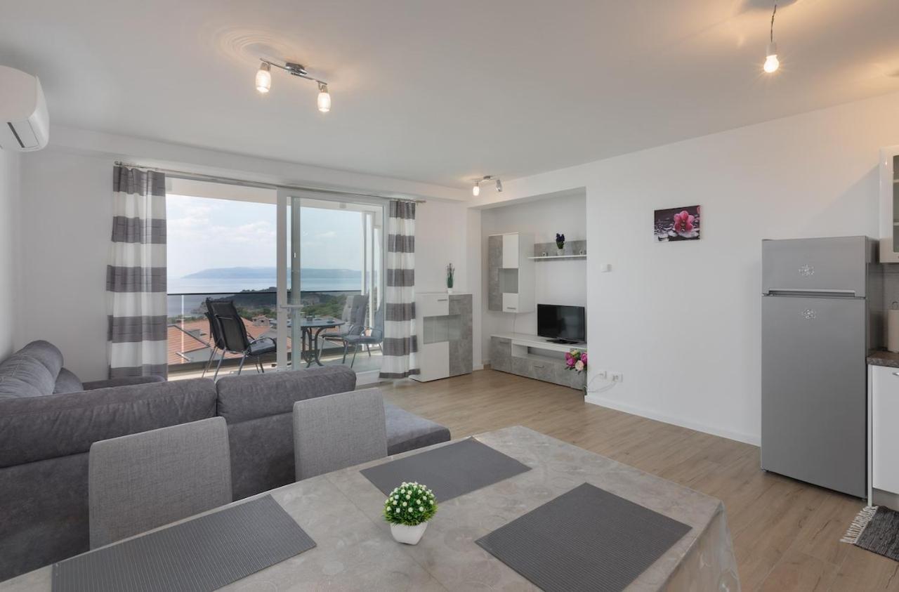 Apartment S&S Deluxe Макарска Екстериор снимка