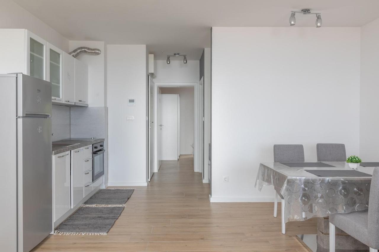 Apartment S&S Deluxe Макарска Екстериор снимка